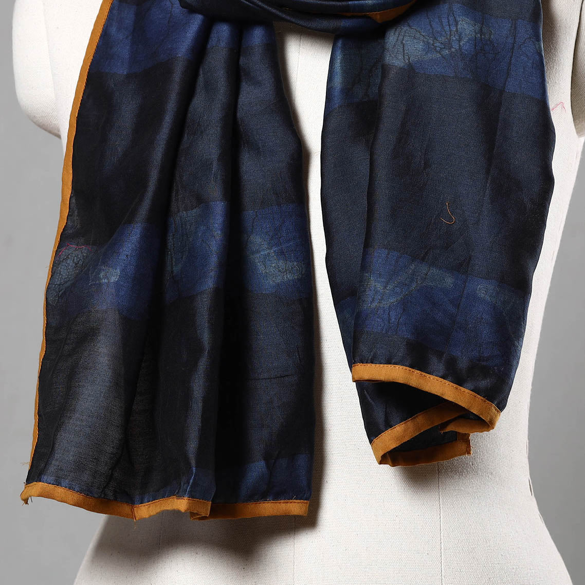 Nui Shibori Tie-Dye Chanderi Silk Handloom Scarf