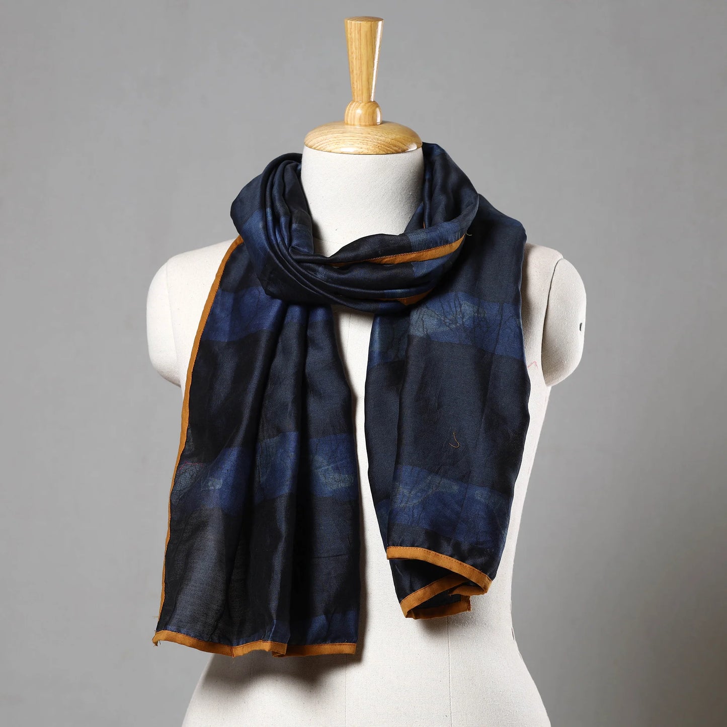 Nui Shibori Tie-Dye Chanderi Silk Handloom Scarf