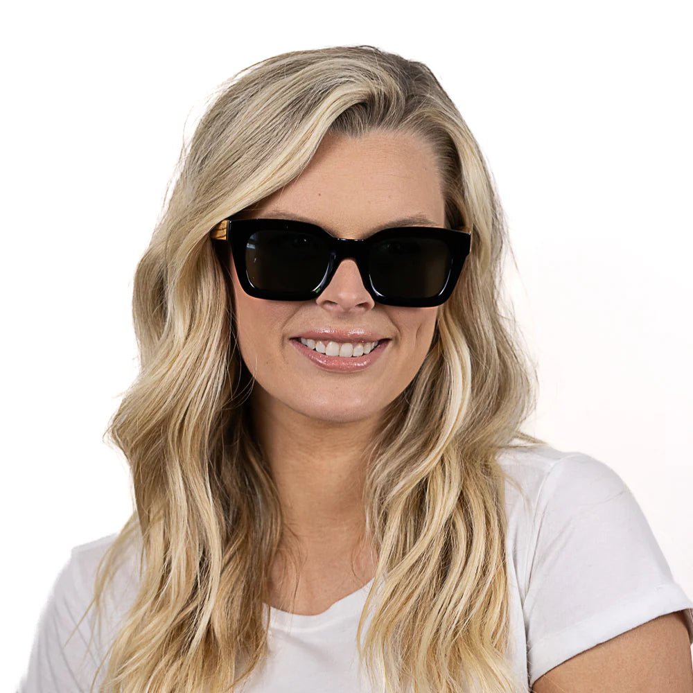 ZAHRA MIDNIGHT l Khaki Polarised Lens l Walnut Arms