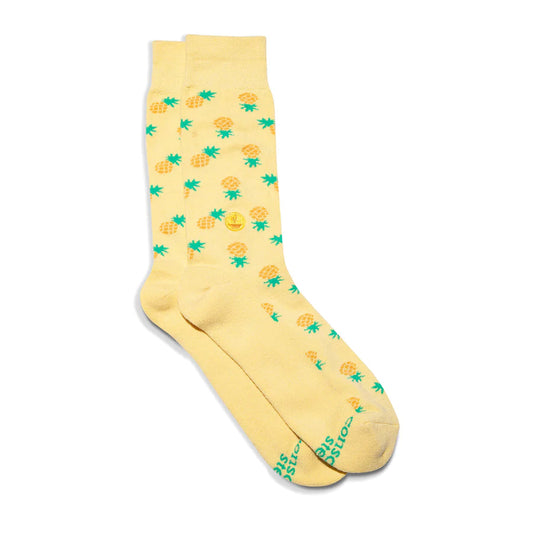 socks that provide meals-pineapple